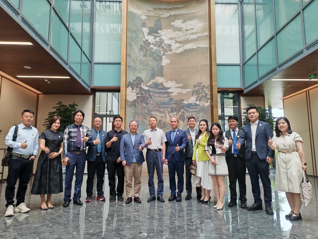 ECCC率队拜访中国驻迪拜总领事馆| 中国电子商会电子烟专业委员会